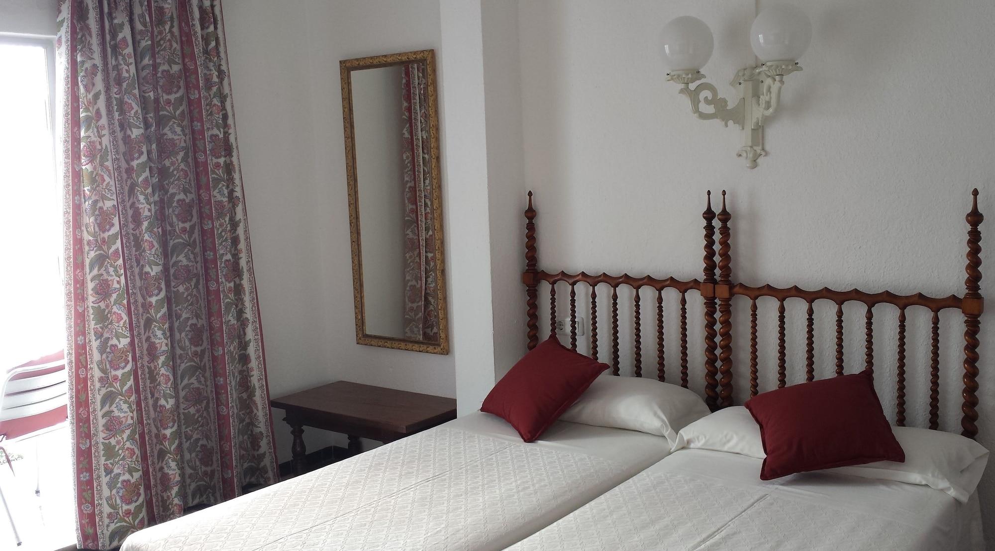 Hostal Cas Bombu Кала Ратхада Екстериор снимка