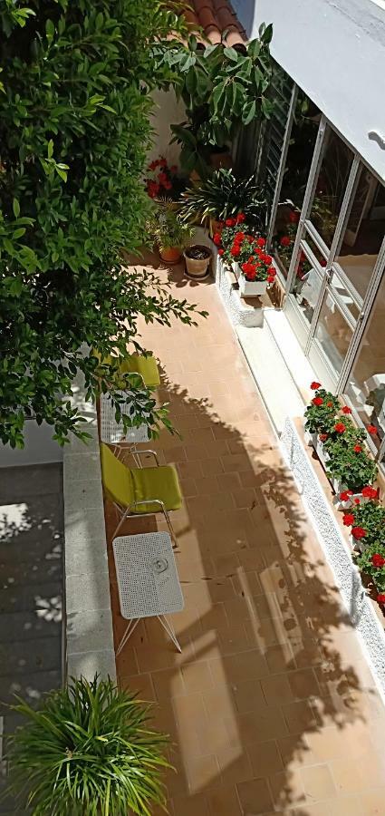 Hostal Cas Bombu Кала Ратхада Екстериор снимка