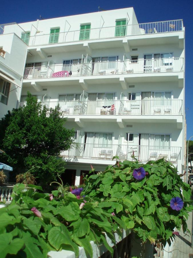 Hostal Cas Bombu Кала Ратхада Екстериор снимка